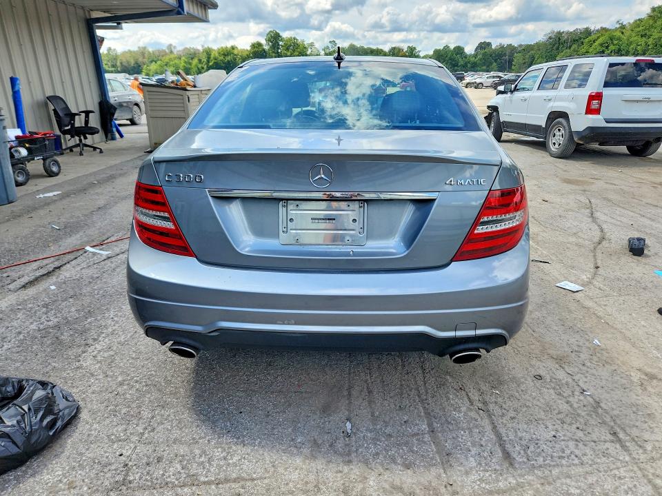 Продажа на аукционе авто 2013 Mercedes-benz C, vin: WDDGF8AB2DR277249, номер лота: 66442116