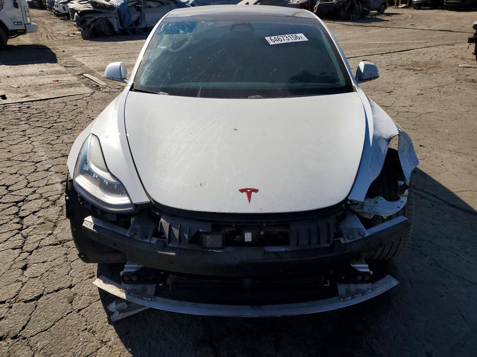 Продажа на аукционе авто 2018 Tesla Model 3, vin: 5YJ3E1EBXJF088721, номер лота: 64673156