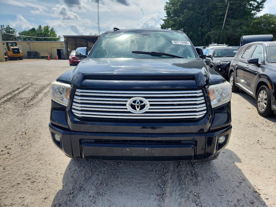 65716486 :رقم المزاد ، 5TFAY5F10HX602670 vin ، 2017 Toyota Tundra Platinum مزاد بيع