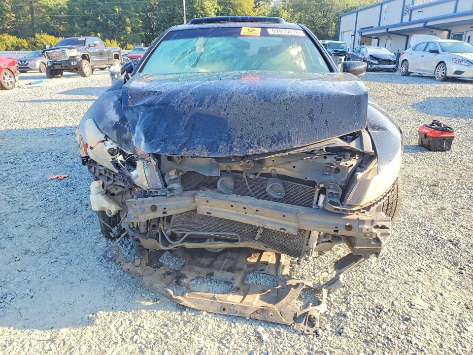 67075516 :رقم المزاد ، 1HGCS1B89AA007915 vin ، 2010 Honda Accord مزاد بيع