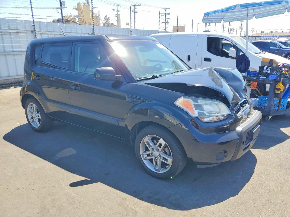 66079266 :رقم المزاد ، KNDJT2A28B7198831 vin ، 2011 Kia Soul مزاد بيع