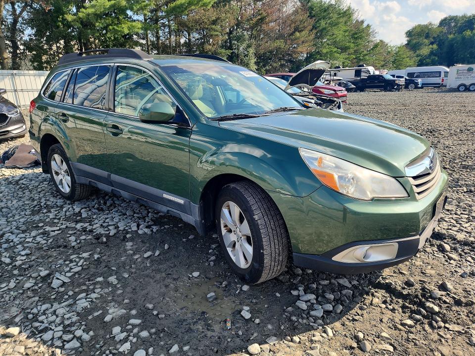 2010 Subaru Outback მანქანა იყიდება აუქციონზე, vin: 4S4BRBCC2A3338561, აუქციონის ნომერი: 64396536