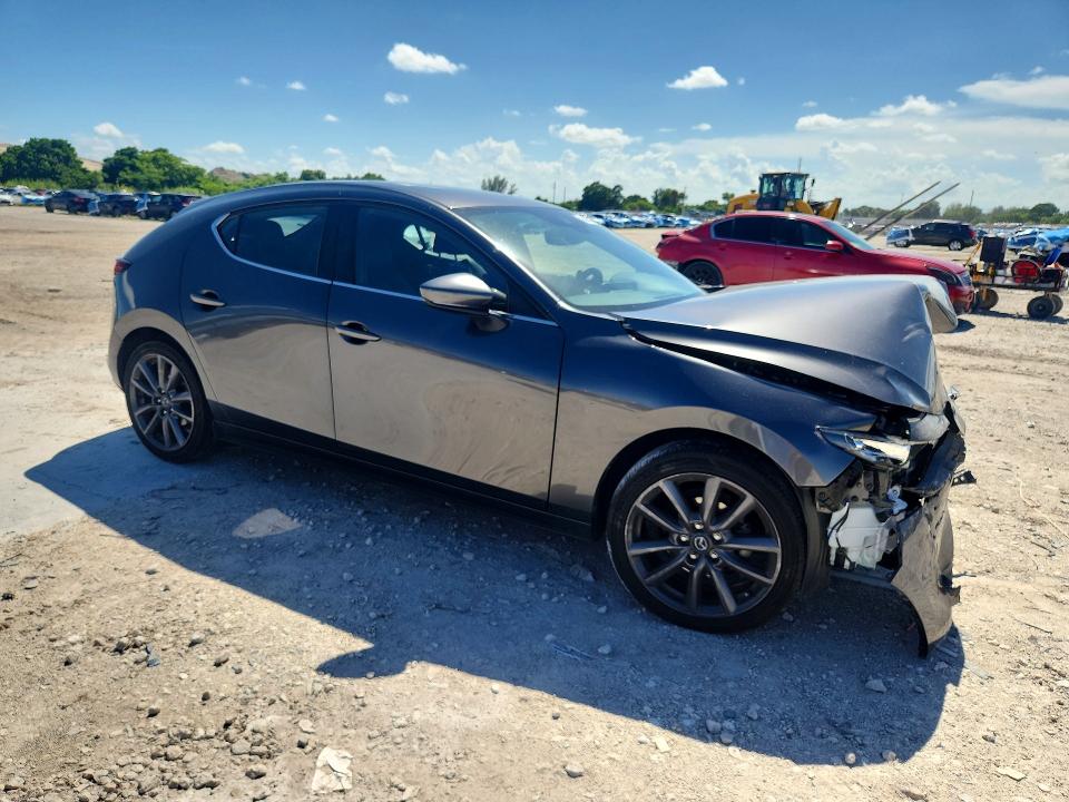 Продажа на аукционе авто 2021 Mazda 3, vin: JM1BPALL5M1400099, номер лота: 64676276