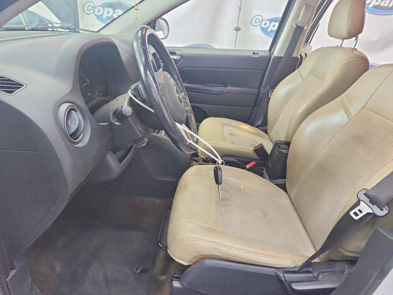2017 Jeep Compass მანქანა იყიდება აუქციონზე, vin: 1C4NJDBB4HD107582, აუქციონის ნომერი: 65988686