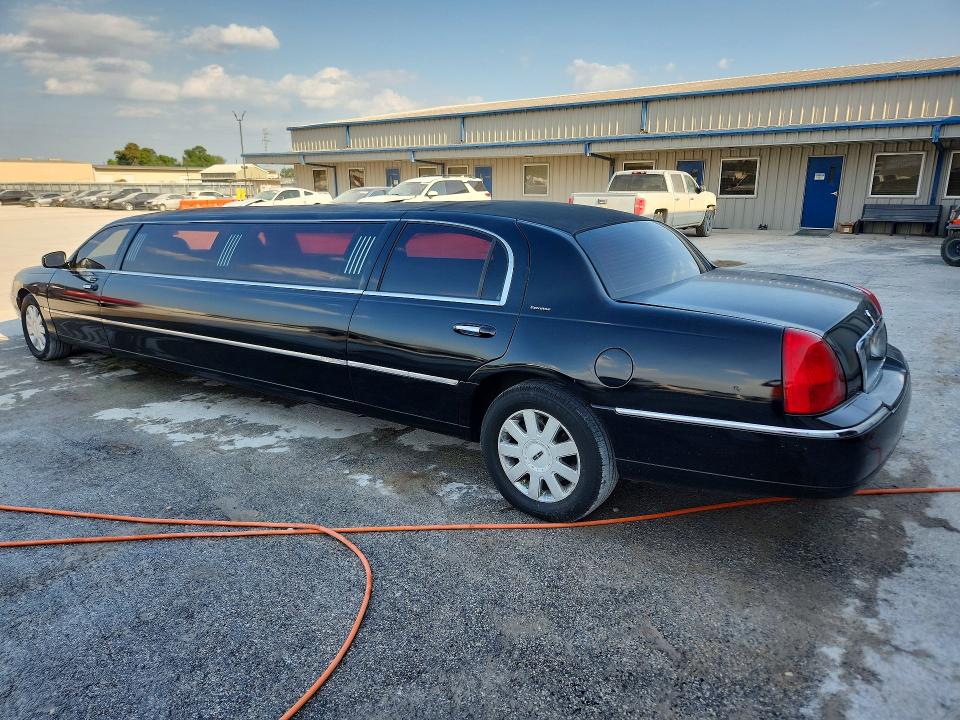 Aukcja sprzedaży 2005 Lincoln Town Car, vin: 1L1FM88W85Y609574, numer aukcji: 63393576