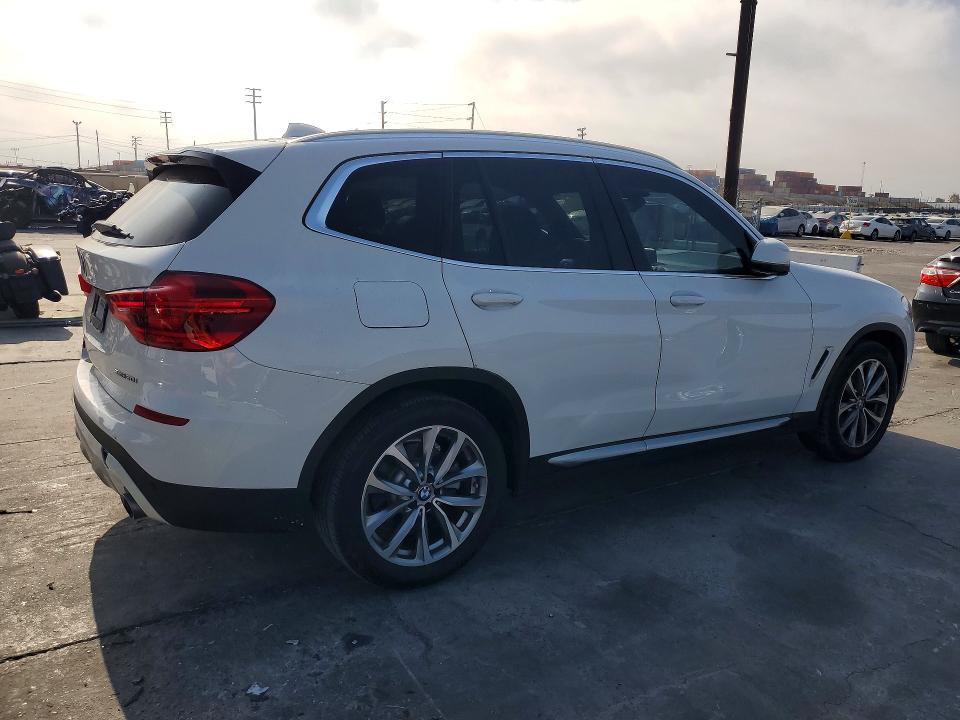 63704586 :رقم المزاد ، 5UXTR7C51KLR51259 vin ، 2019 Bmw X3 مزاد بيع