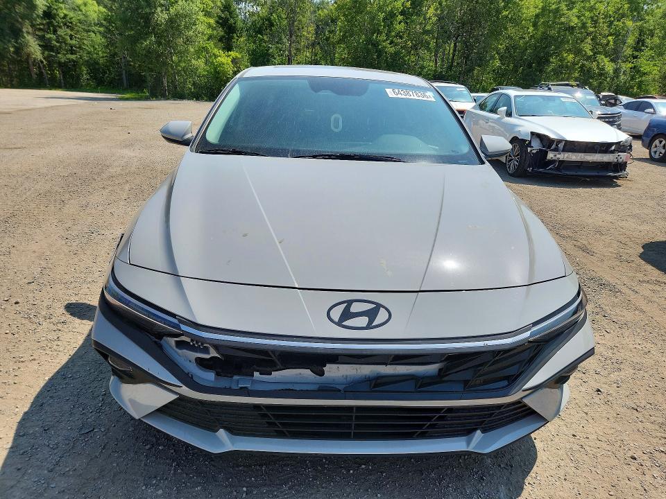 64387836 :رقم المزاد ، KMHLM4DG1SU868807 vin ، 2025 Hyundai Elantra مزاد بيع