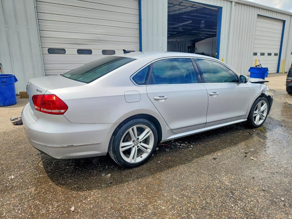 Aukcja sprzedaży 2015 Volkswagen Passat, vin: 1VWCV7A34FC051800, numer aukcji: 76704665