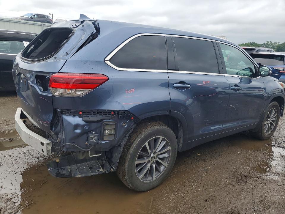64263716 :رقم المزاد ، 5TDJZRFH1KS960455 vin ، 2019 Toyota Highlander مزاد بيع