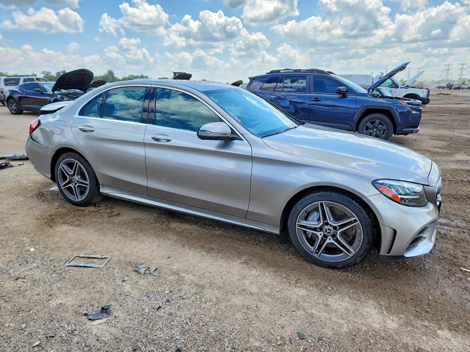 63426326 :رقم المزاد ، WDDWF8EB7LR562274 vin ، 2020 Mercedes-benz C مزاد بيع