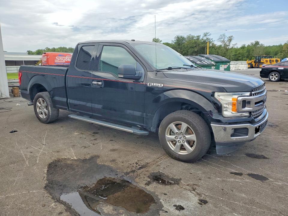 63439236 :رقم المزاد ، 1FTEX1C50JFB02461 vin ، 2018 Ford F150 مزاد بيع