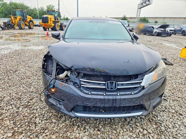 64677596 :رقم المزاد ، 1HGCR2F36FA193808 vin ، 2015 Honda Accord مزاد بيع