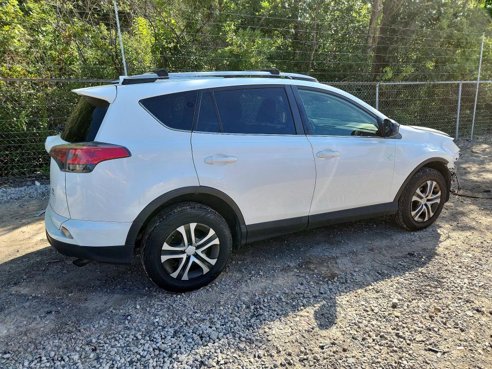 65726436 :رقم المزاد ، JTMBFREV7JJ187586 vin ، 2018 Toyota Rav4 مزاد بيع
