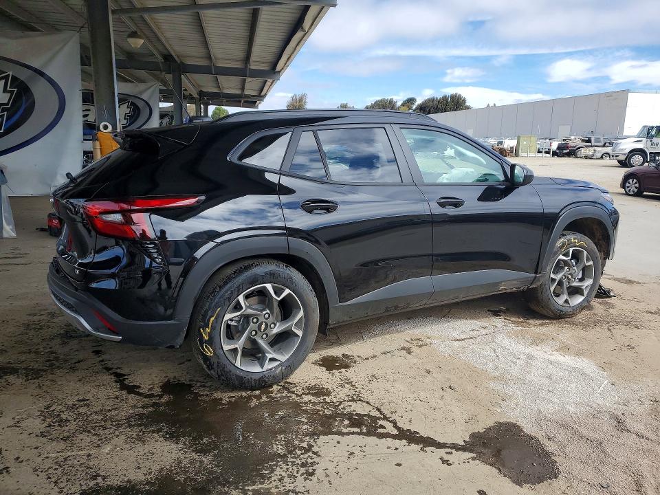 2026 Chevrolet Trax მანქანა იყიდება აუქციონზე, vin: KL77LHEP6TC133596, აუქციონის ნომერი: 66616336