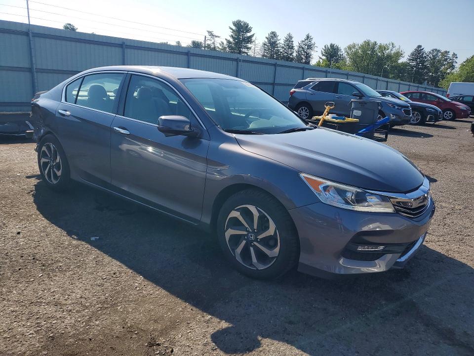 2017 Honda Accord მანქანა იყიდება აუქციონზე, vin: 1HGCR2F71HA232195, აუქციონის ნომერი: 64230146