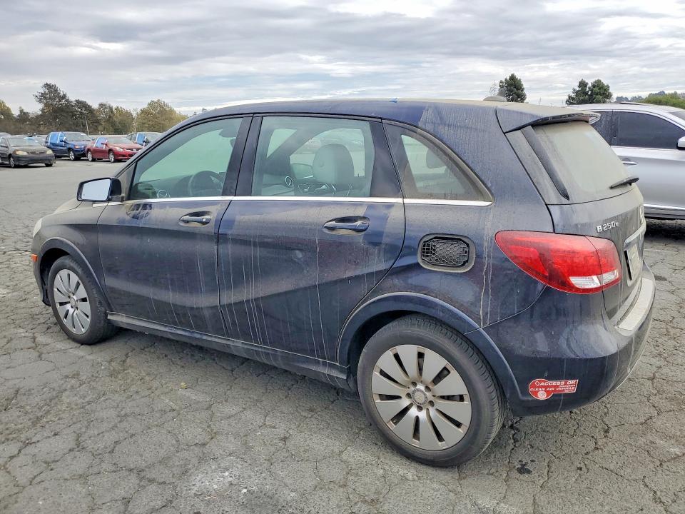 66778346 :رقم المزاد ، WDDVP9AB0HJ013946 vin ، 2017 Mercedes-benz B مزاد بيع