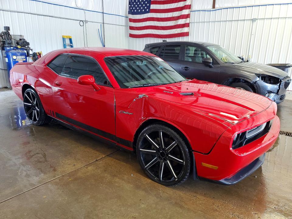 66749886 :رقم المزاد ، 2C3CDYBT9DH581561 vin ، 2013 Dodge Challenger مزاد بيع