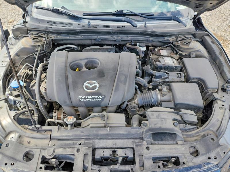 65517766 :رقم المزاد ، 3MZBN1V35JM273272 vin ، 2018 Mazda 3 مزاد بيع