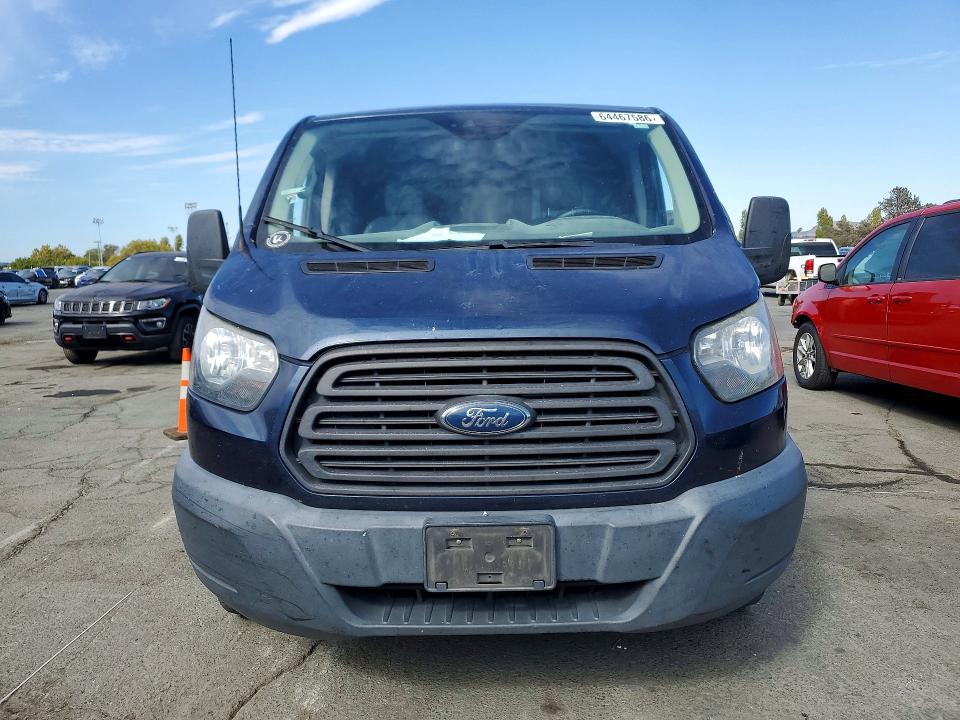 64467586 :رقم المزاد ، 1FTYR1ZM9HKB47597 vin ، 2017 Ford Transit مزاد بيع