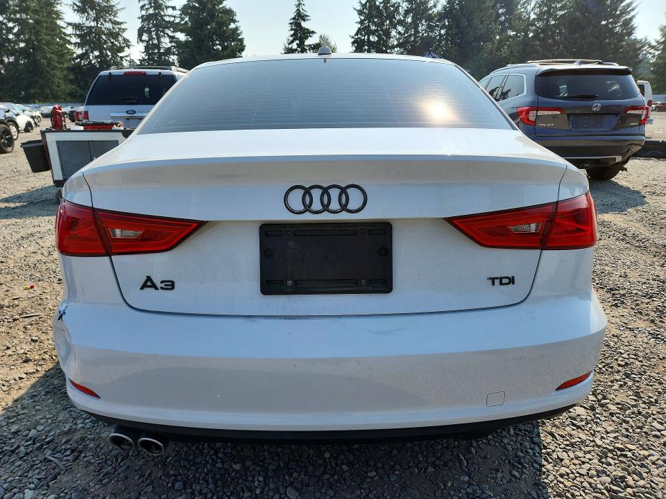 Продаж на аукціоні авто 2015 Audi A3, vin: WAUCJGFFXF1088473, номер лоту: 63990526