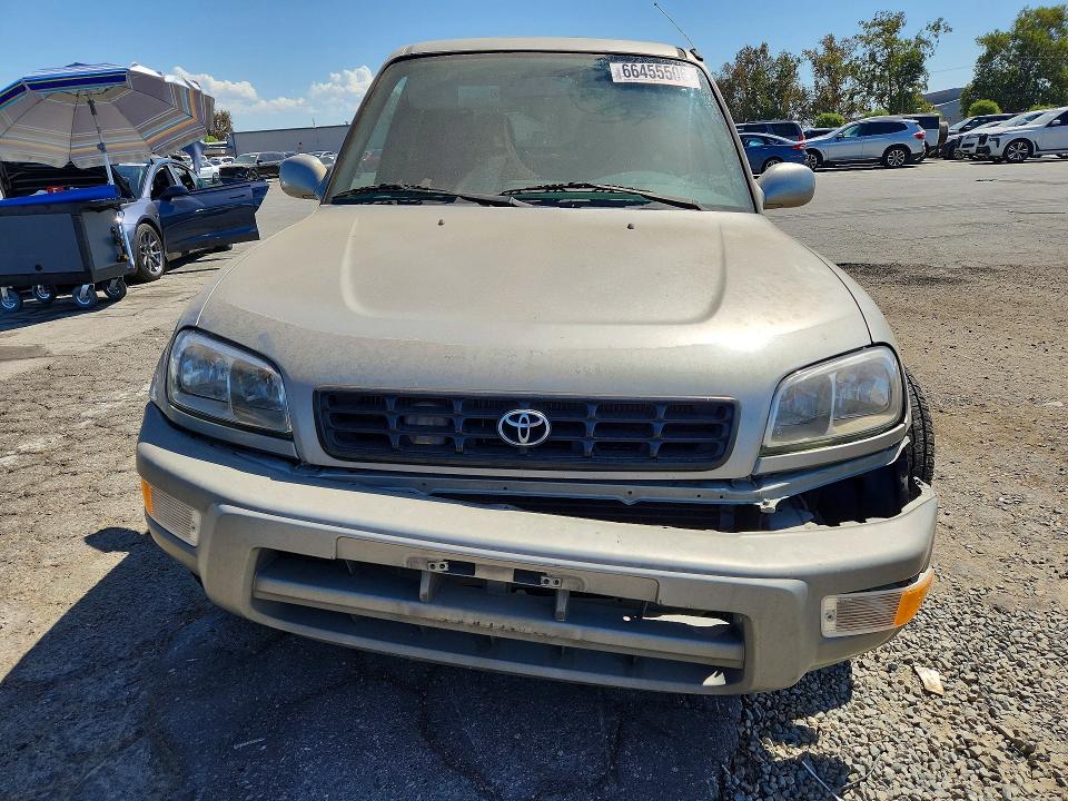 66455506 :رقم المزاد ، JT3GP10V8Y7067240 vin ، 2000 Toyota Rav4 مزاد بيع