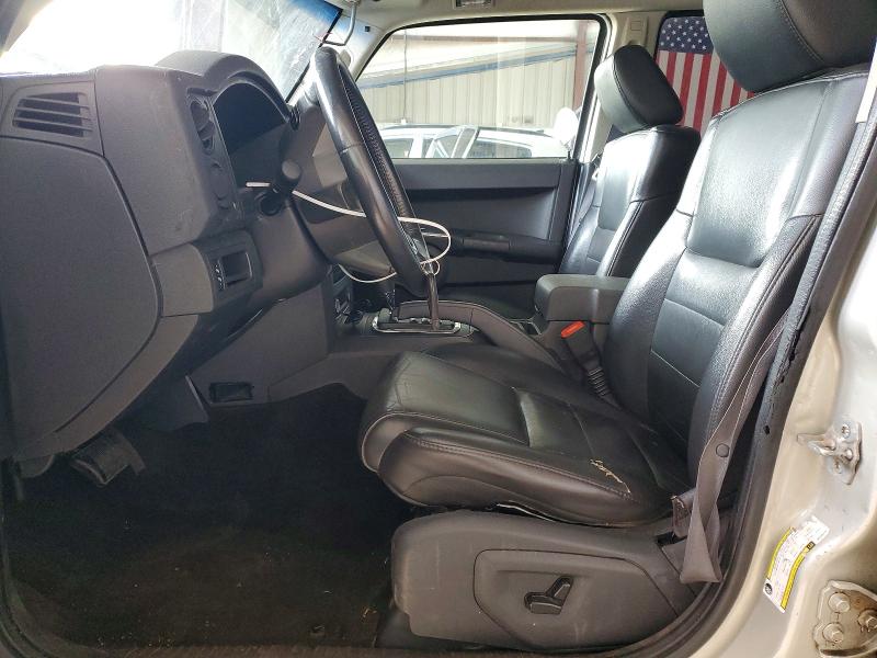 66285646 :رقم المزاد ، 1J8HG48K88C230478 vin ، 2008 Jeep Commander مزاد بيع
