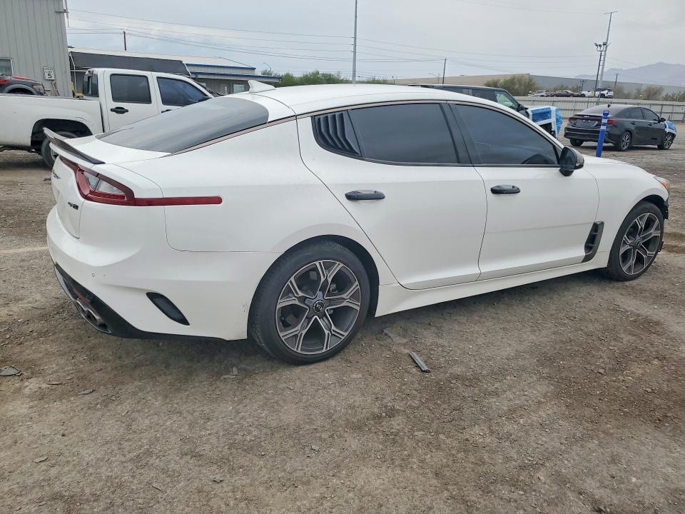 2021 Kia Stinger მანქანა იყიდება აუქციონზე, vin: KNAE15LA9M6090107, აუქციონის ნომერი: 64764976
