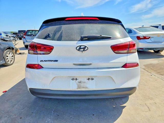 Продажа на аукционе авто 2018 Hyundai Elantra Gt, vin: KMHH35LE7JU043643, номер лота: 65568796