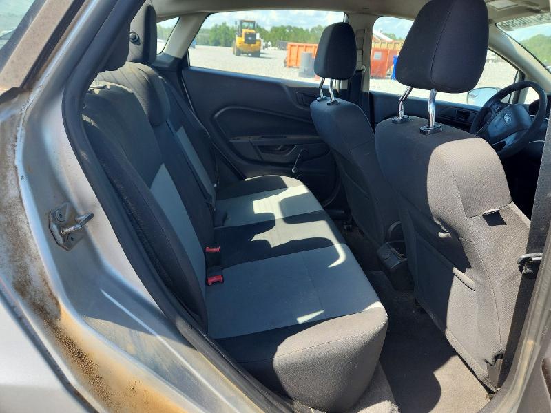 64700566 :رقم المزاد ، 3FADP4AJ1HM109402 vin ، 2017 Ford Fiesta مزاد بيع