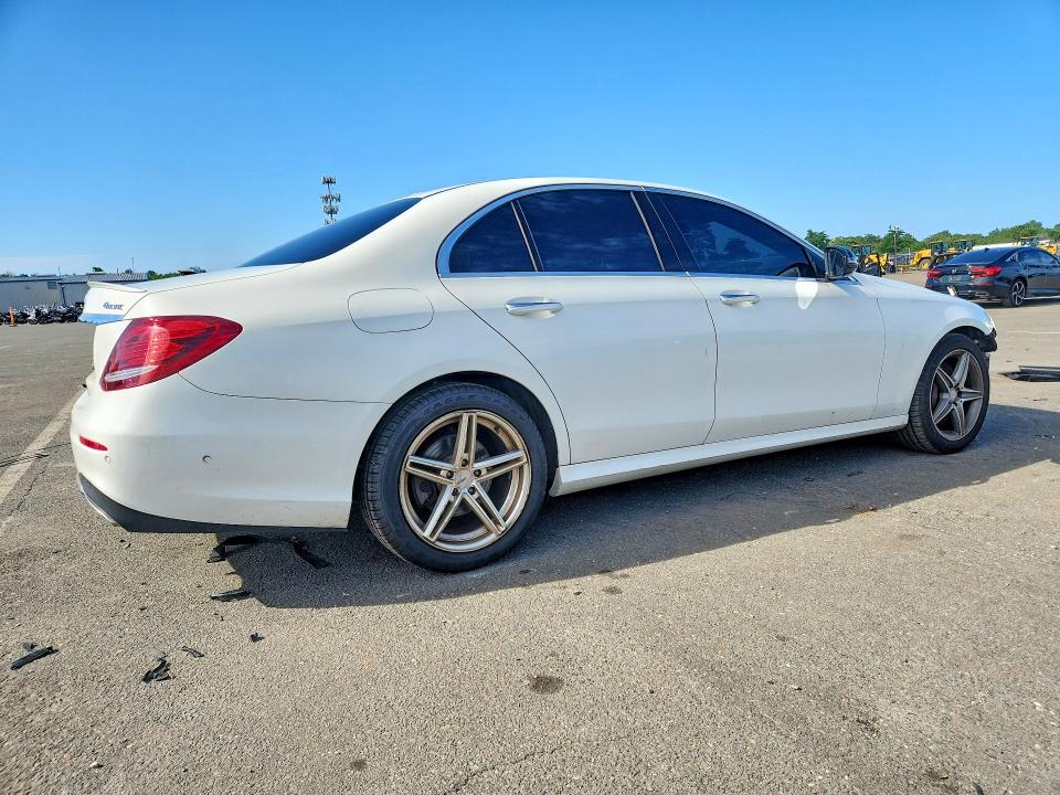 2017 Mercedes-benz E მანქანა იყიდება აუქციონზე, vin: WDDZF4KB9HA052248, აუქციონის ნომერი: 63209026