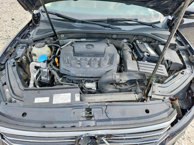 67268406 :رقم المزاد ، 1VWBA7A34JC009434 vin ، 2018 Volkswagen Passat مزاد بيع