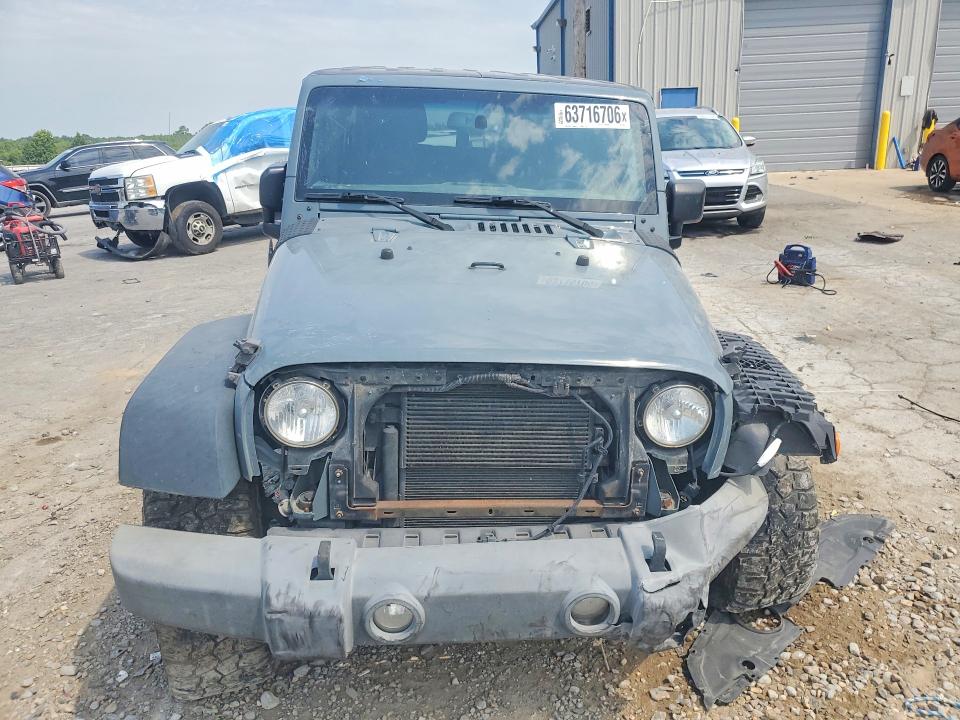 63716706 :رقم المزاد ، 1C4BJWDG6FL698539 vin ، 2015 Jeep Wrangler Unlimited مزاد بيع