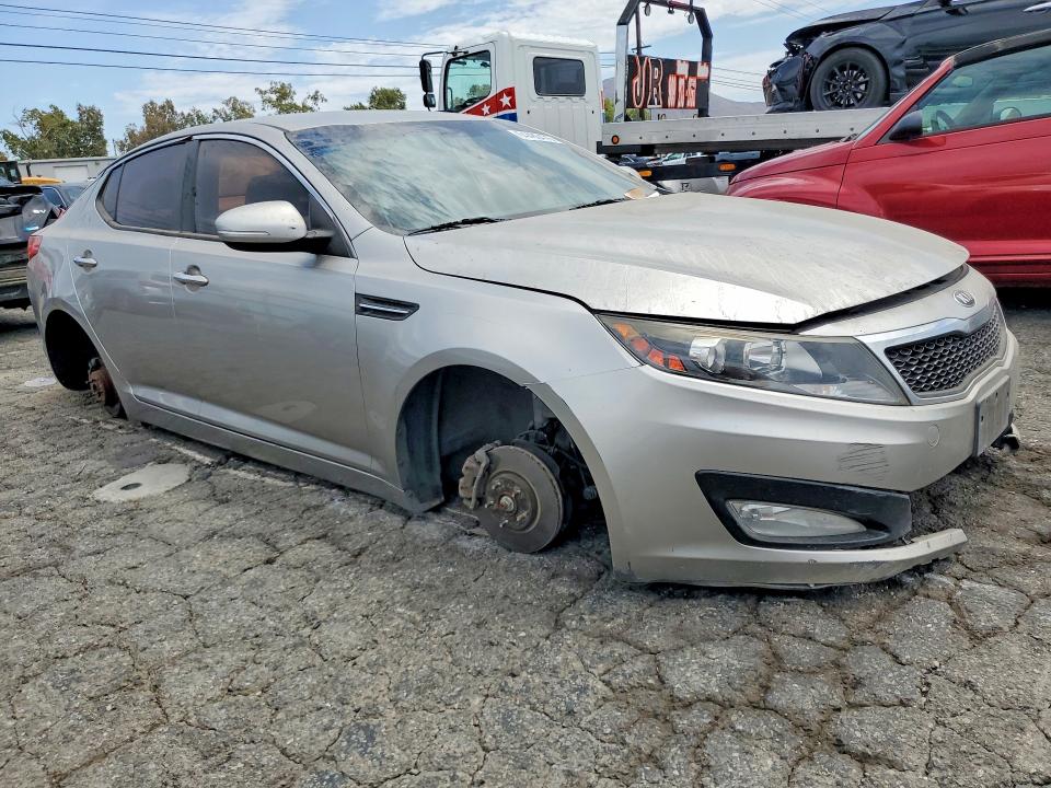 2013 Kia Optima მანქანა იყიდება აუქციონზე, vin: KNAGM4A78D5419712, აუქციონის ნომერი: 64480476
