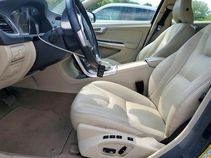 65322606 :رقم المزاد ، YV1612SC0F1189076 vin ، 2015 Volvo V60 مزاد بيع