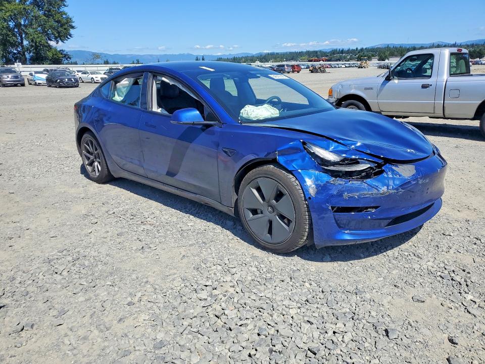 64679746 :رقم المزاد ، 5YJ3E1EAXMF022858 vin ، 2021 Tesla Model 3 مزاد بيع