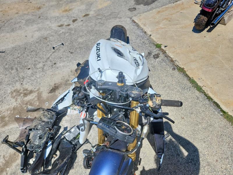 63853106 :رقم المزاد ، JS1GR7MA6S7100964 vin ، 2025 Suzuki Gsx-r750 مزاد بيع