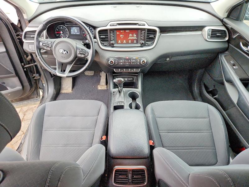 2017 Kia Sorento მანქანა იყიდება აუქციონზე, vin: 5XYPGDA34HG264595, აუქციონის ნომერი: 64932106