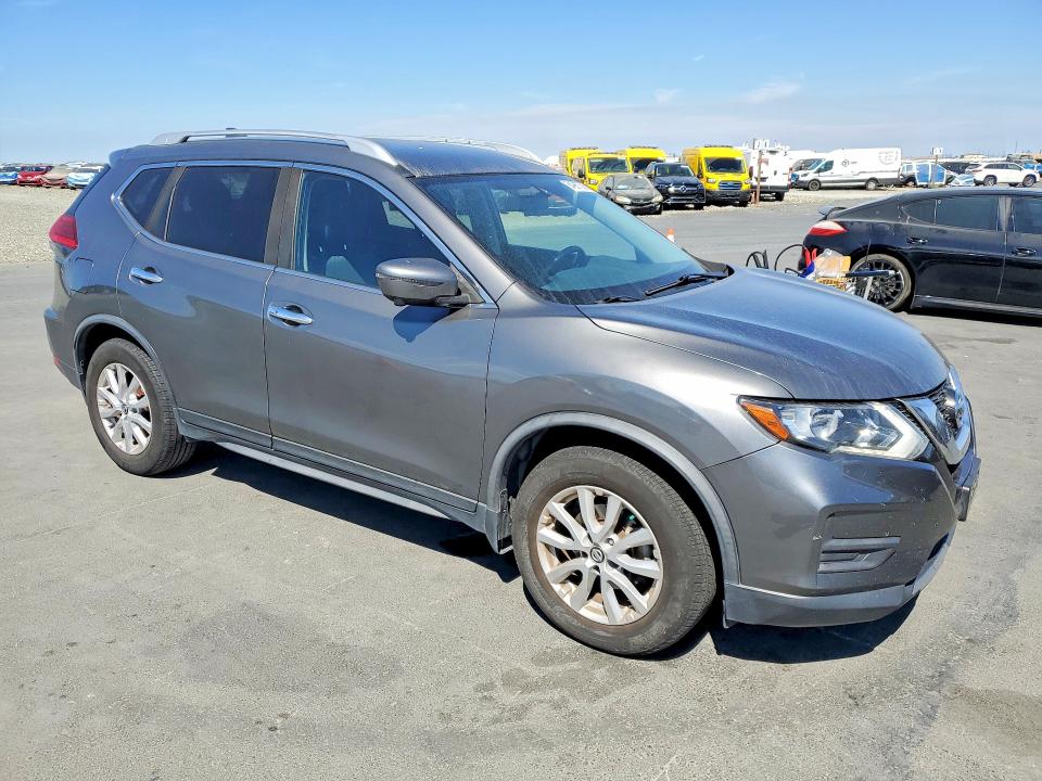 65613996 :رقم المزاد ، JN8AT2MT6HW145763 vin ، 2017 Nissan Rogue مزاد بيع