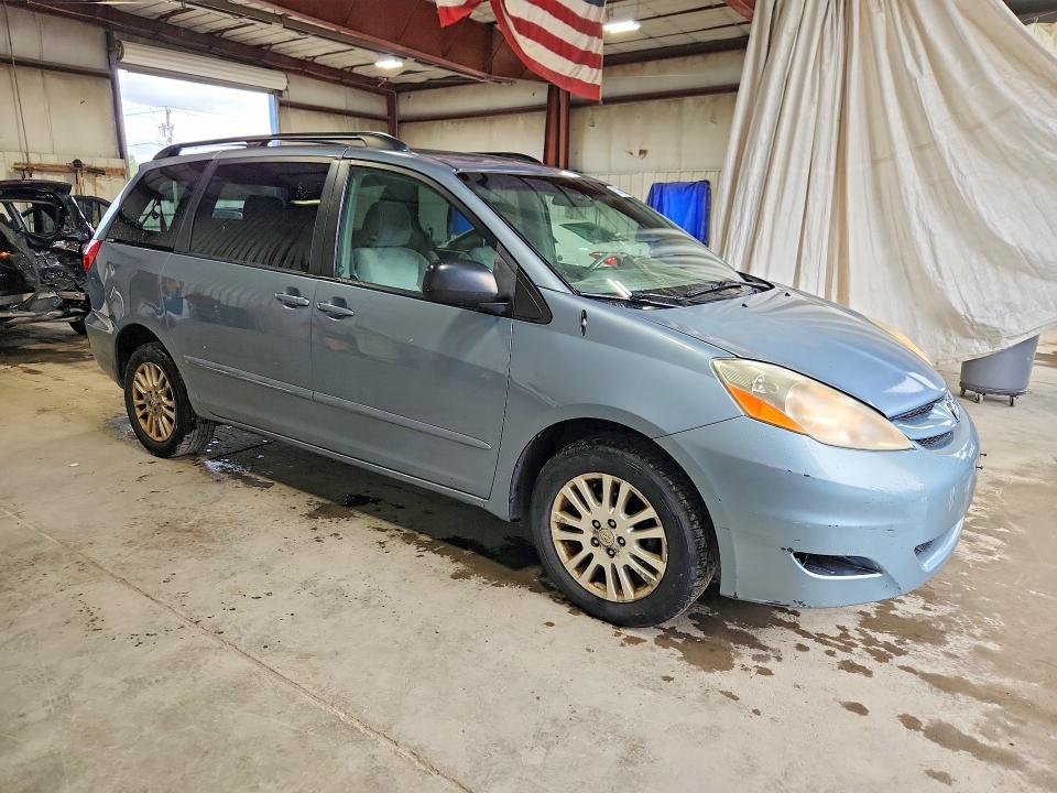 2010 Toyota Sienna მანქანა იყიდება აუქციონზე, vin: 5TDJK4CC2AS029087, აუქციონის ნომერი: 65208326