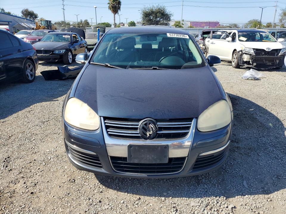 Продаж на аукціоні авто 2008 Volkswagen Jetta, vin: 3VWRZ71KX8M051971, номер лоту: 63730296