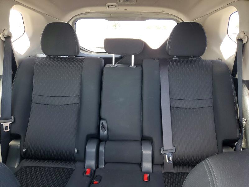 65573206 :رقم المزاد ، KNMAT2MV7JP540743 vin ، 2018 Nissan Rogue مزاد بيع