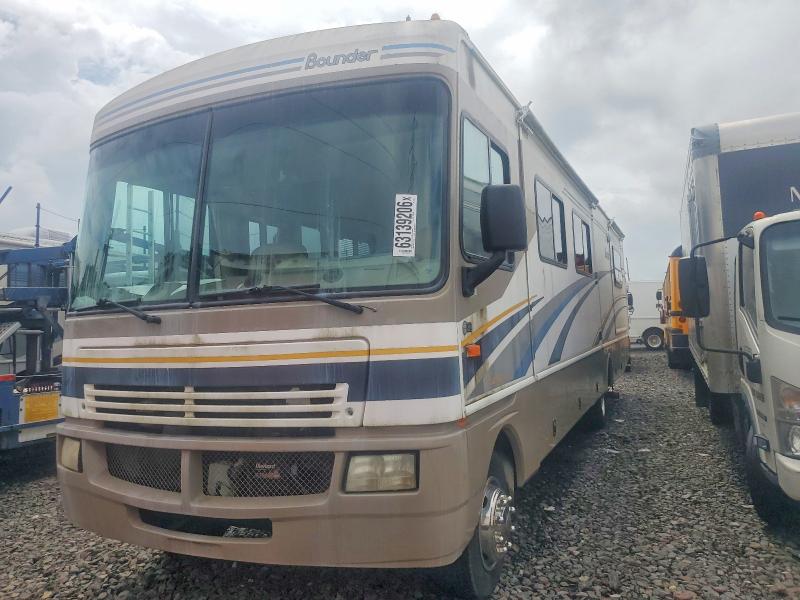 63139206 :رقم المزاد ، 5B4MP67G343379220 vin ، 2004 Workhorse Custom Chassis Motorhome Chassis مزاد بيع