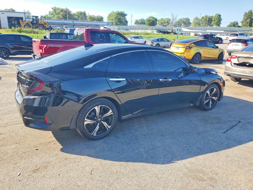 Продажа на аукционе авто 2016 Honda Civic, vin: 19XFC1F95GE013860, номер лота: 65386466