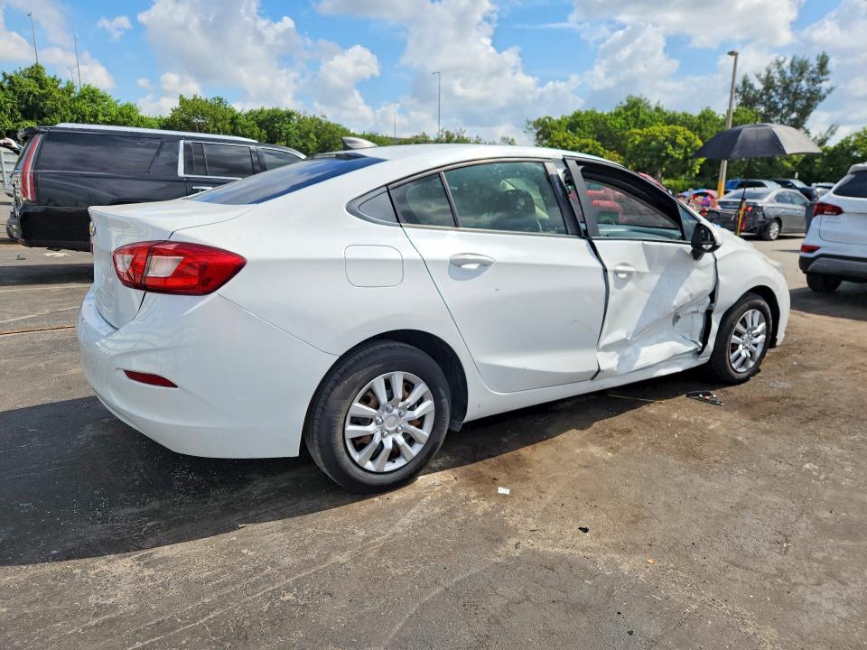 Aukcja sprzedaży 2018 Chevrolet Cruze, vin: 1G1BC5SM5J7232365, numer aukcji: 65240816