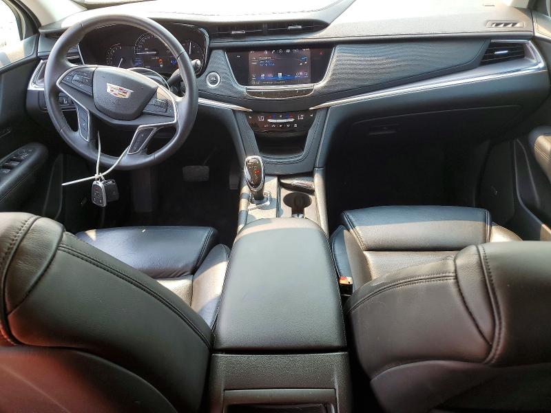 60883176 :رقم المزاد ، 1GYKNDRS7HZ155698 vin ، 2017 Cadillac Xt5 مزاد بيع