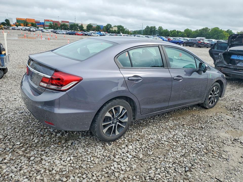 2015 Honda Civic მანქანა იყიდება აუქციონზე, vin: 19XFB2F85FE701498, აუქციონის ნომერი: 64740846