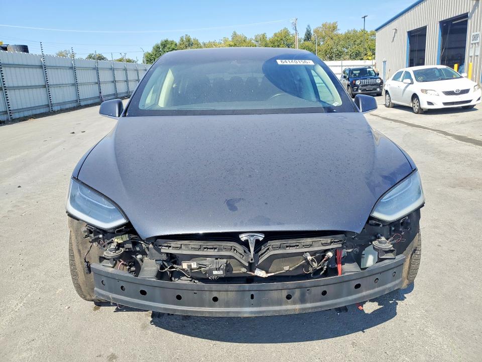 Продажа на аукционе авто 2016 Tesla Model X, vin: 5YJXCAE26GF016222, номер лота: 64140156
