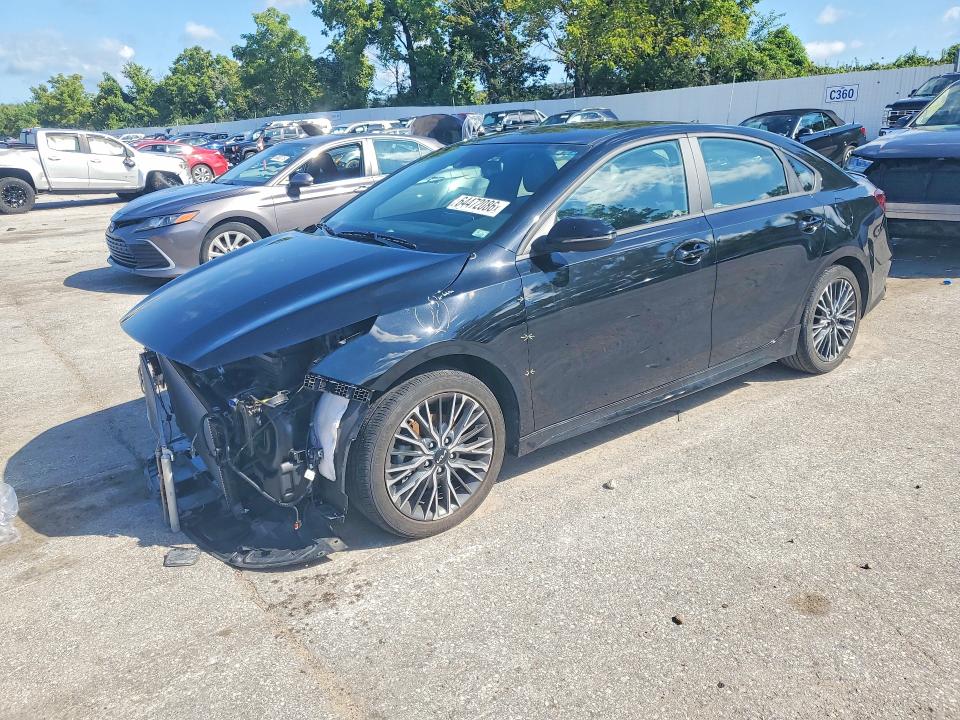 64472086 :رقم المزاد ، 3KPF54AD7RE726138 vin ، 2024 Kia Forte مزاد بيع