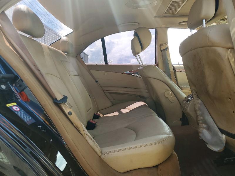 63296906 :رقم المزاد ، WDBUF56X68B260788 vin ، 2008 Mercedes-benz E مزاد بيع