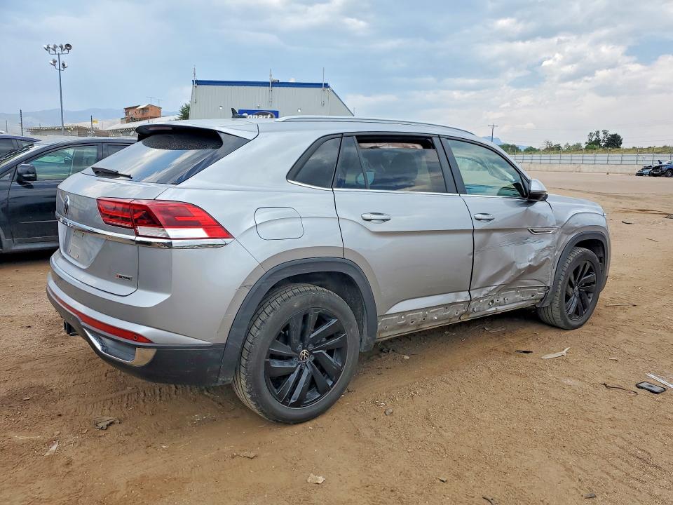 2022 Volkswagen Atlas Cross Sport მანქანა იყიდება აუქციონზე, vin: 1V2KE2CA8NC222459, აუქციონის ნომერი: 64455536
